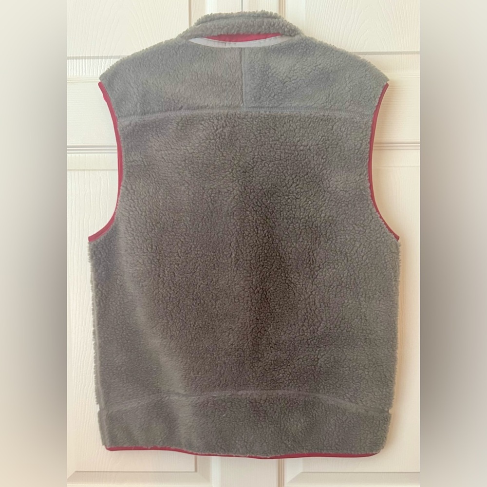 Patagonia Gray Fleece Vest with Red Accent - Picture 2 of 5